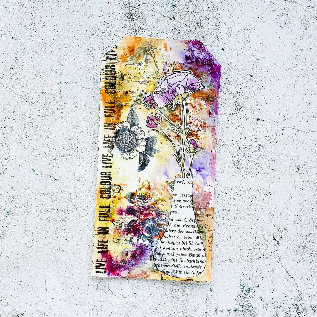 Vintage Mixed Media Tags with Brushos – Video Tutorial – Susanne Rose